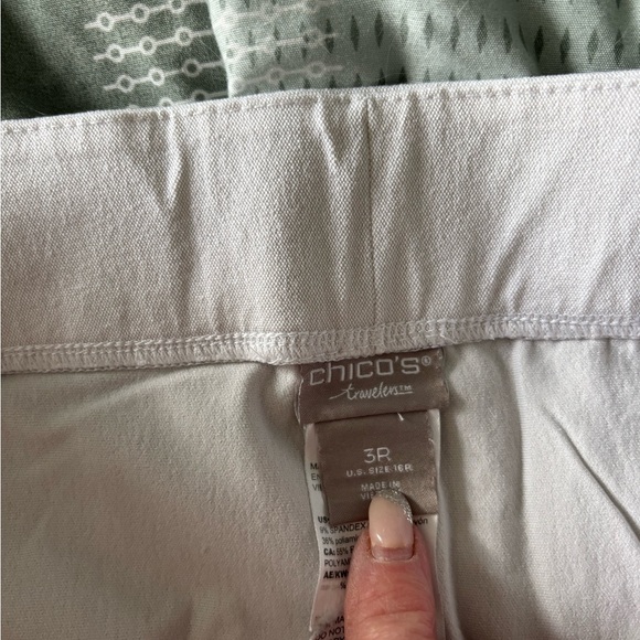 Light white pants - Picture 5 of 5